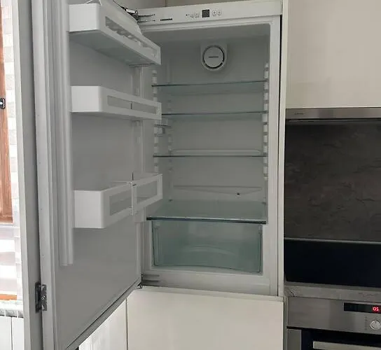 сити парк с паркомясто * 瓦爾納