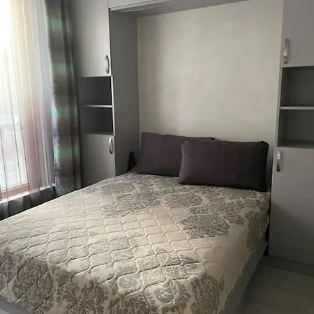 сити парк с паркомясто Apartament *