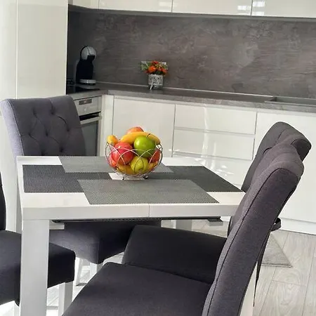 сити парк с паркомясто Apartament